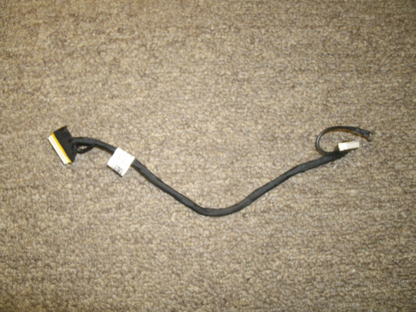 Dell 1414-06JF0DE Inspiron 2330 Cable for HDMI Audio VGA Ports.