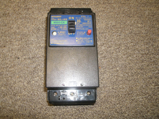Mitsubishi NV50-CA Breaker, 40A, 3-Pole, 100-200VAC. (36)