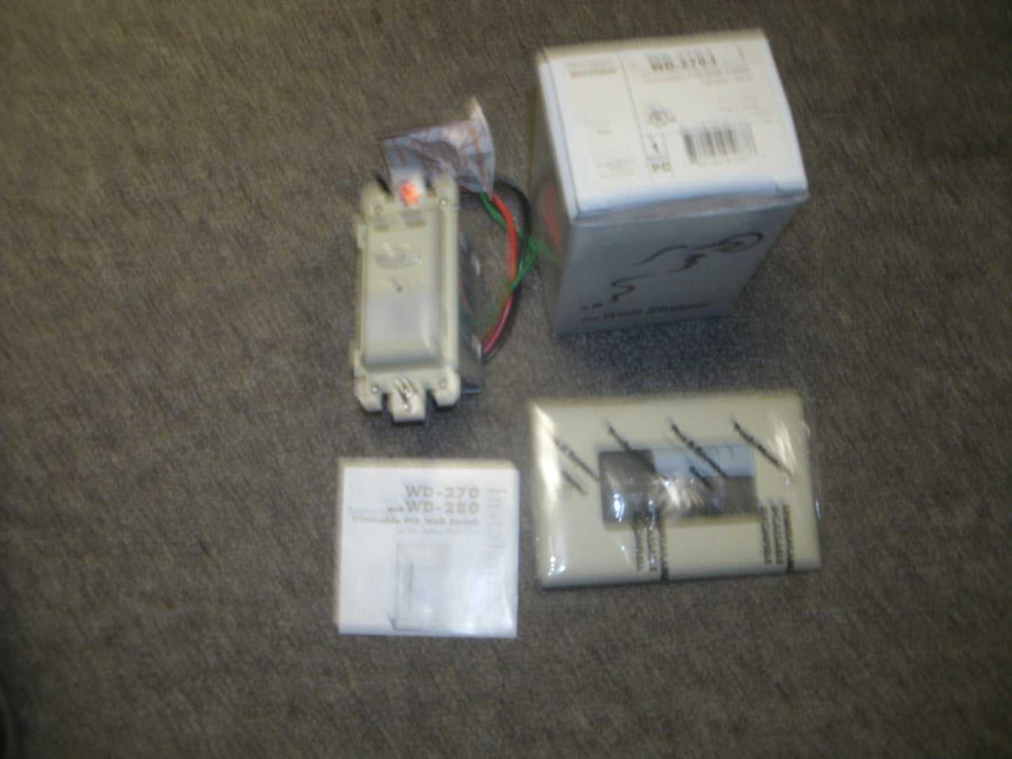 Wattstopper WD-270-I Dimmable PIR Wall Switch. New. Ivory.