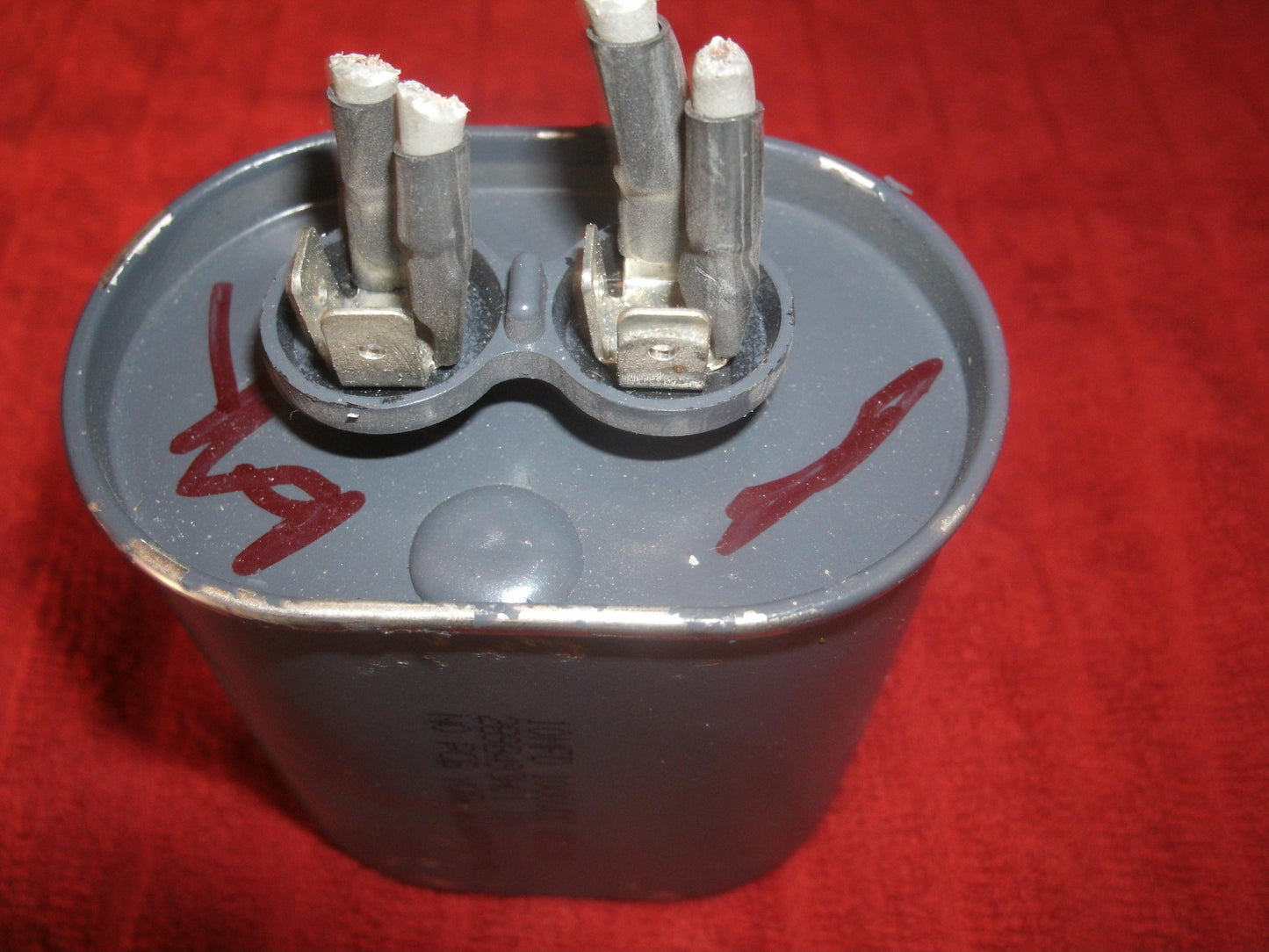 NOS 10MFD, 1000VDC, 021111, 289B493H01. Capacitor. (37)
