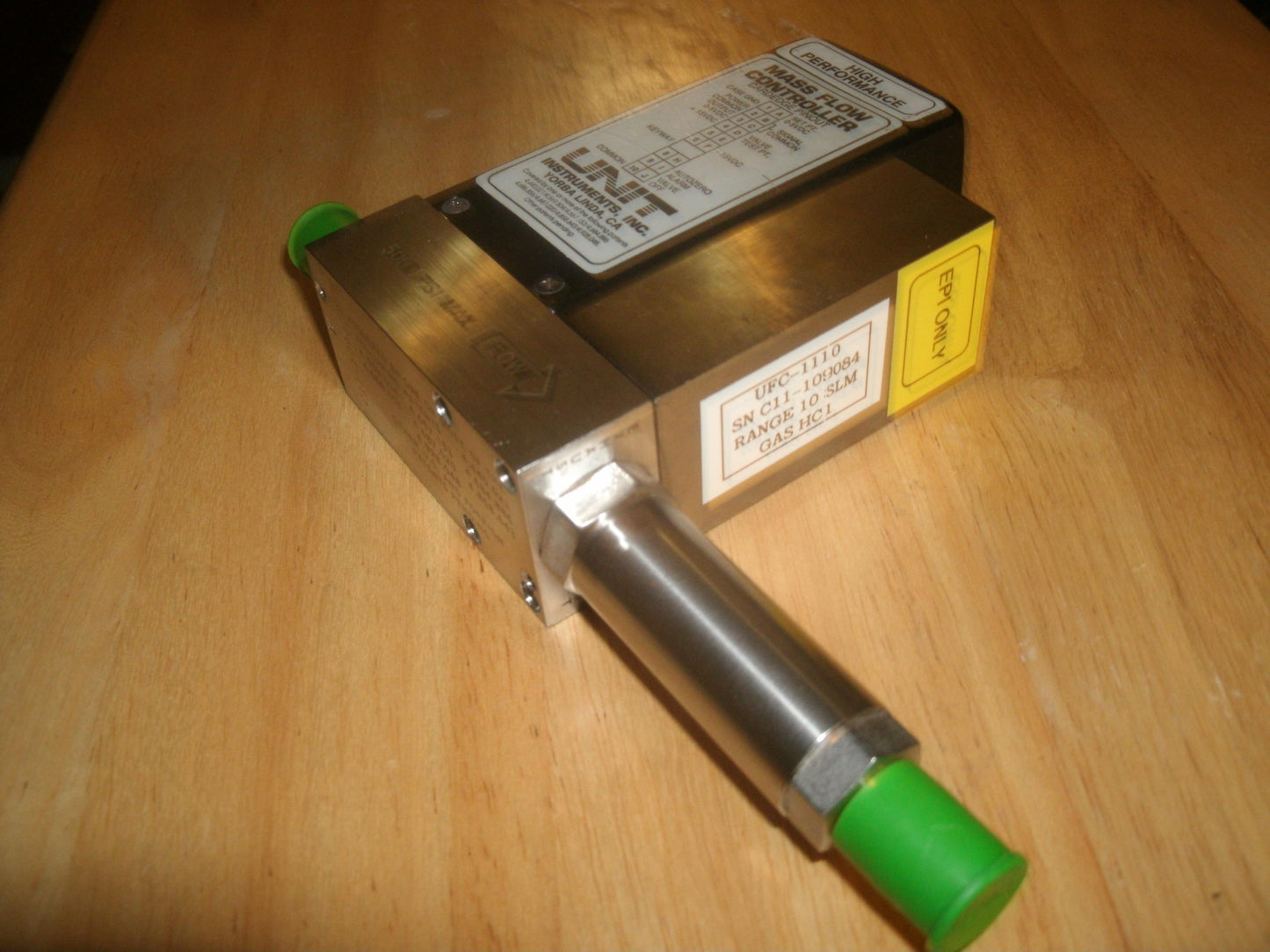 Unit Instruments UFC-1110 Mass Flow Controller. (35)