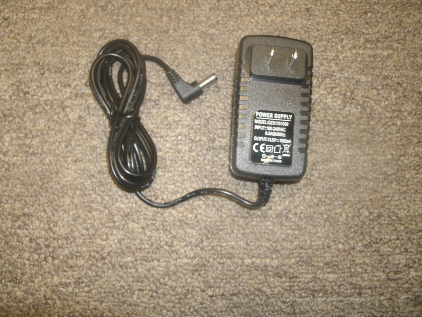 DZS1351000 Power Supply. Input: 100-240VAC. New. (34)