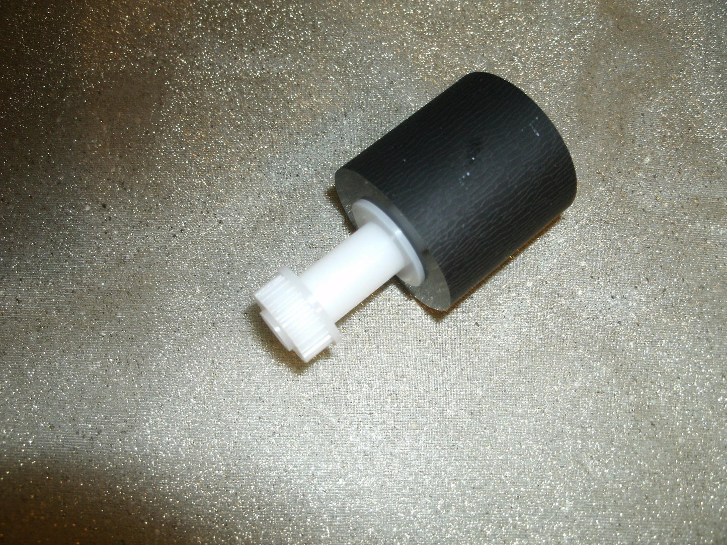 HP RB1-2273-000 Lower Seperation Roller. New. OEM.
