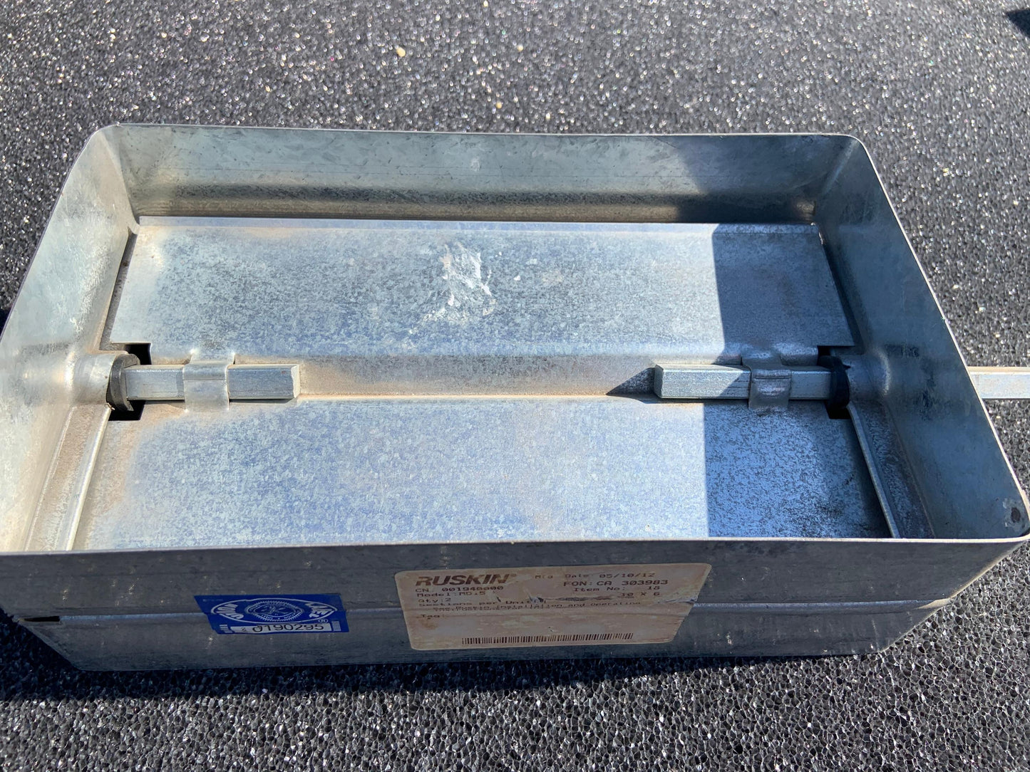 Ruskin MD15 Manual Volume Damper. 10" X 6". New.