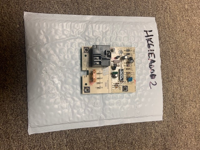 Carrier HK61EA002 Fan Coil Control Board. 1005-83-162A. (D)