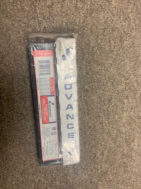 Advance VEL-2P32-SC Ballast, 2 LAMP, Instant Start, Fluorescent, New.