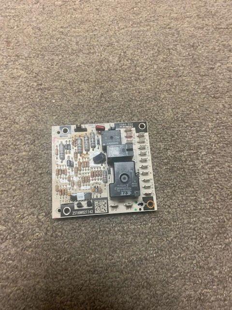 Goodman 1084-552 Amana Heat Pump Defrost Control Board. PCBDM133.