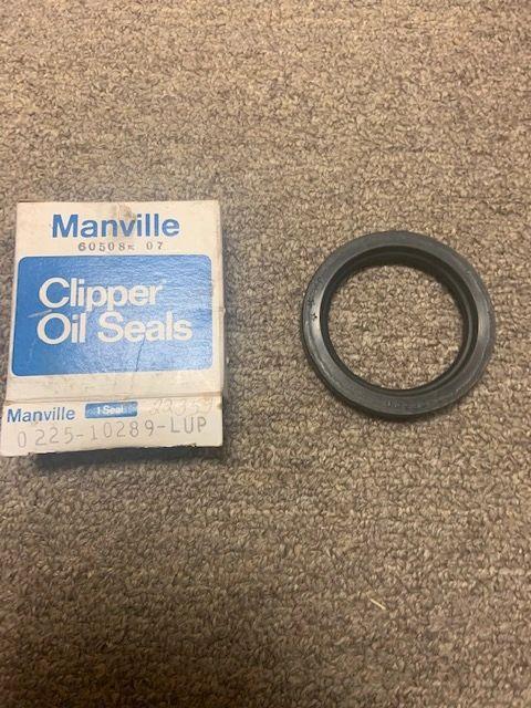 Manville 10289-LUP Clipper Oil Seals. 0 225-10289-LUP. 605085-07. New.