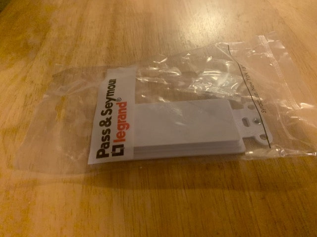 Pass & Seymour 325-W Mounting Strap, Blank Insert, Box Mount.