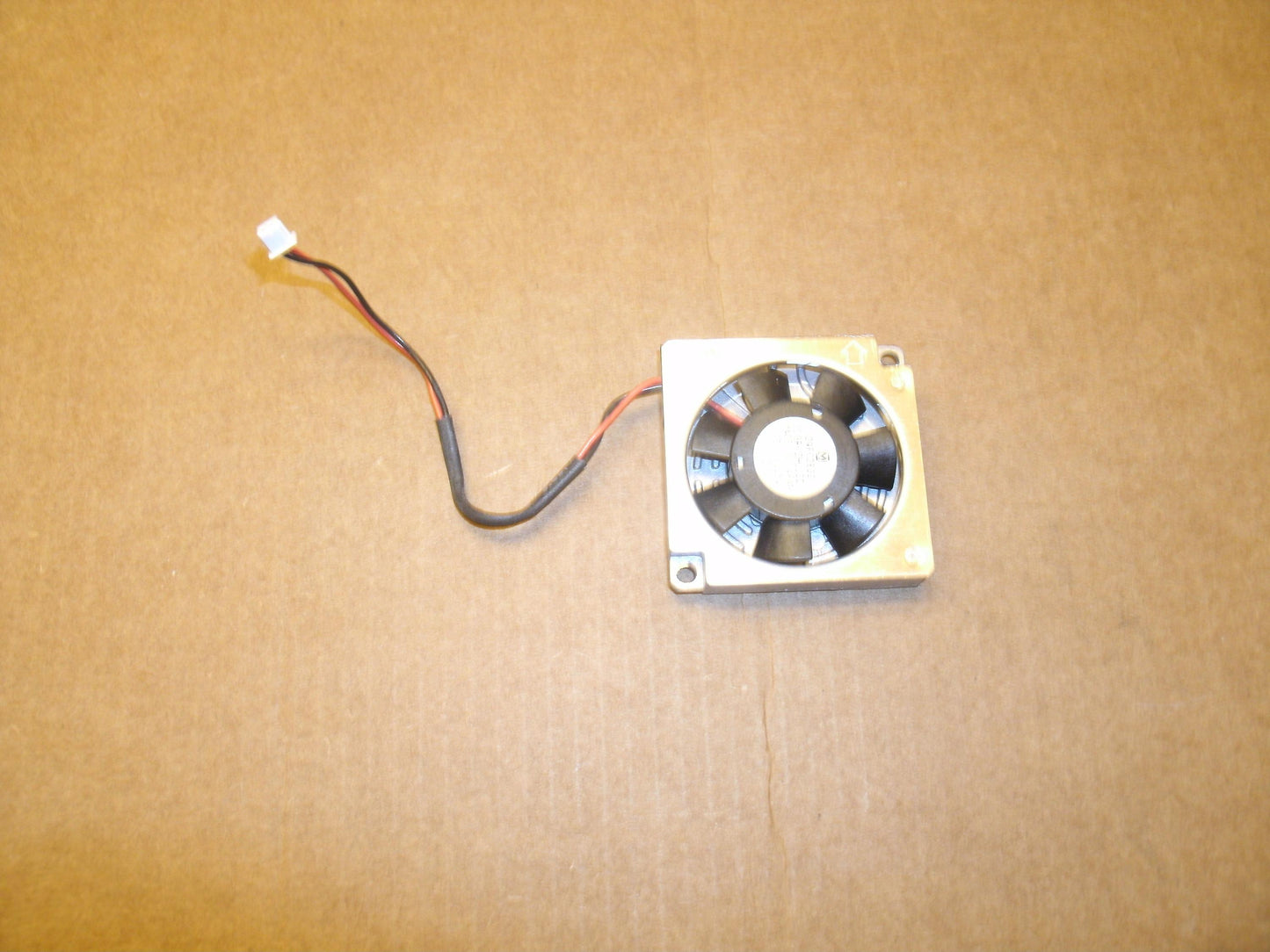 Gateway UDQFC3E32 Solo 9100 Fan. DC5V 0.15A.