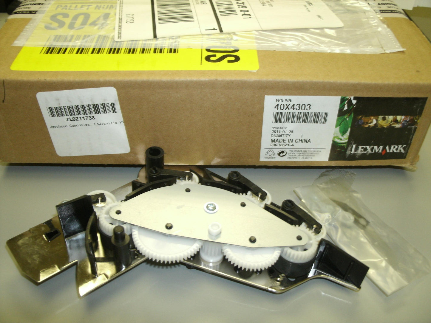 Lexmark 40X4303 Aligner with Ground Strap and Adj. Screw. New.