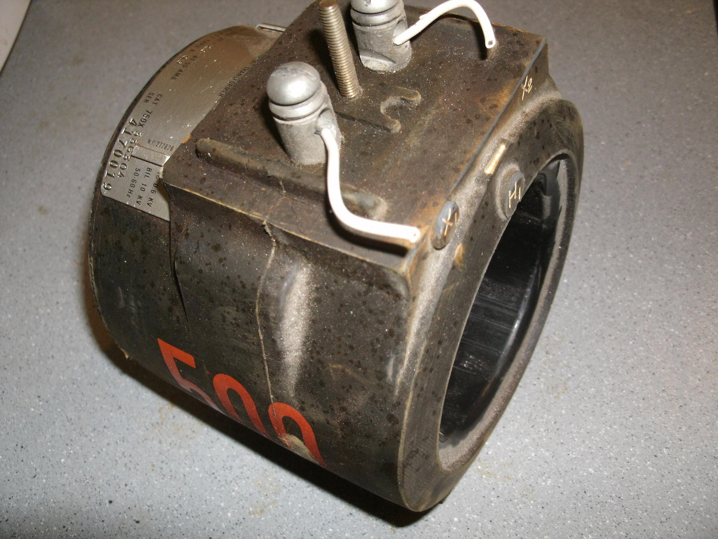 GE Current Transformer Type JAK-0 750X33G304 500:5