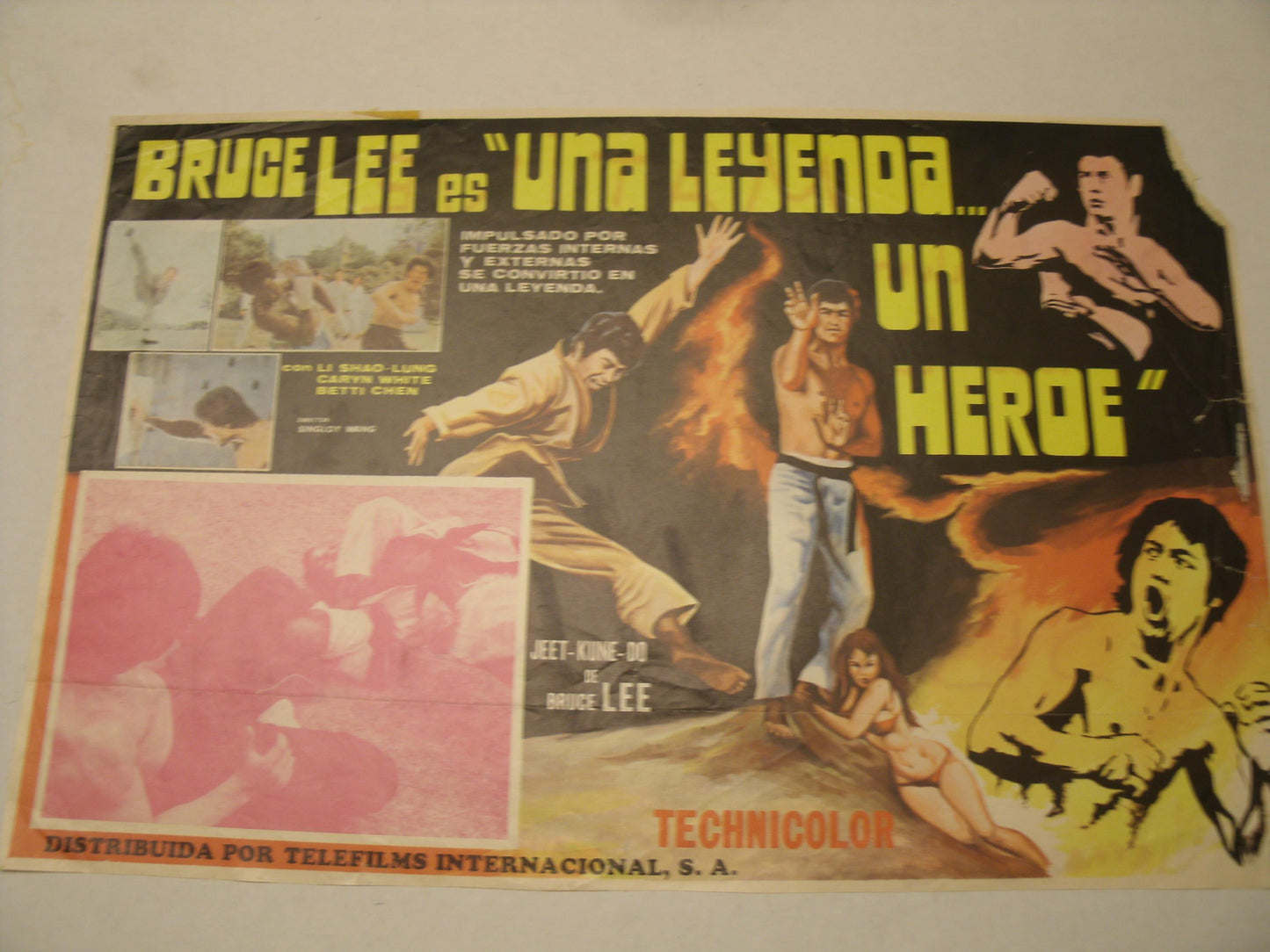 Bruce Lee es "una leyenda un heroe" Spanish Movie Poster.