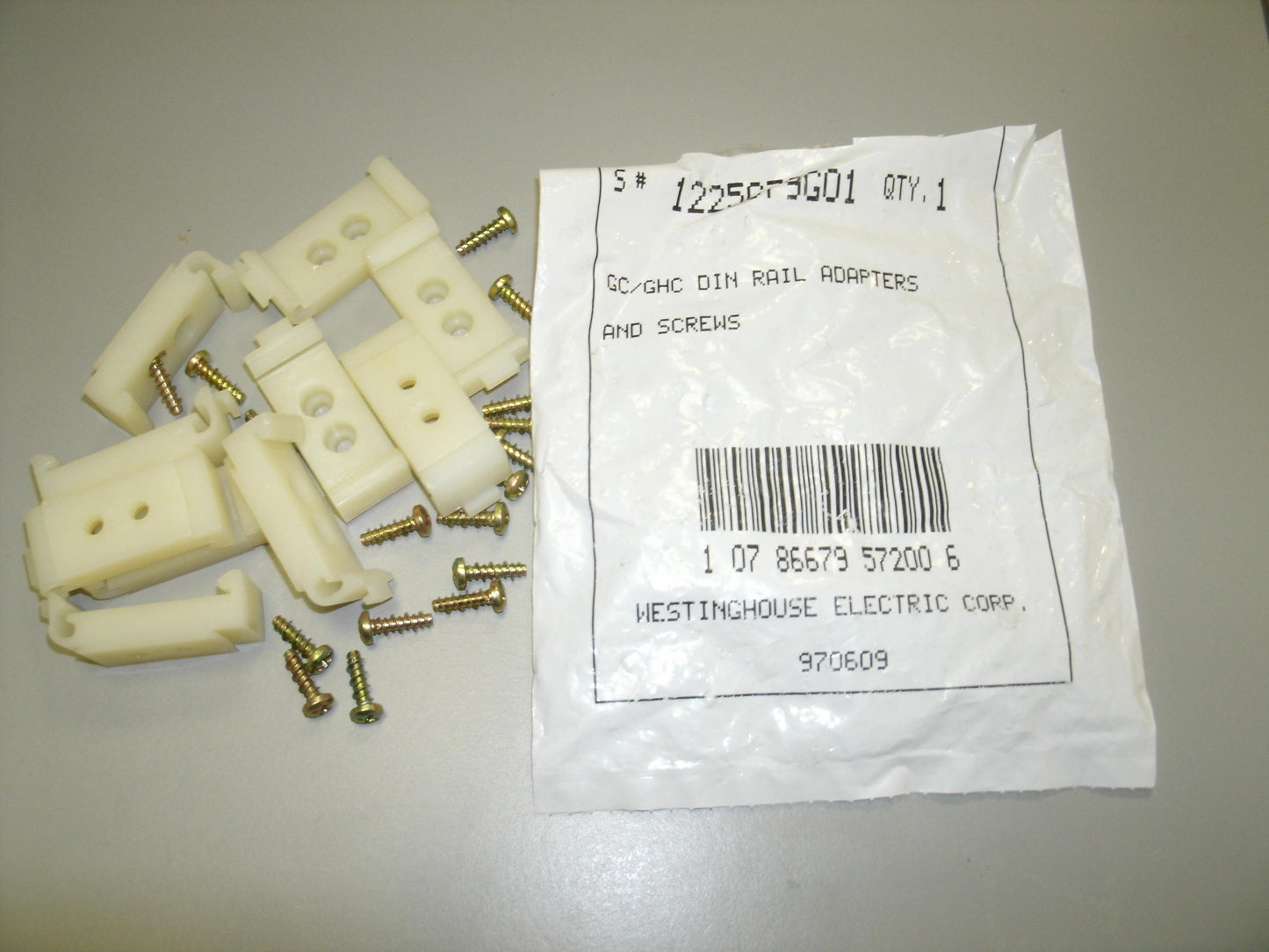 Cutler Hammer 1225C79G01 Circuit Breaker. New.