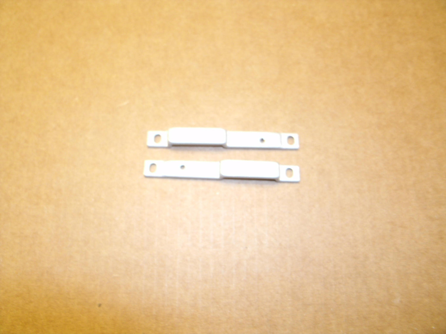 HP 419135-001 Display Bracket Kit. 2 Per Order.