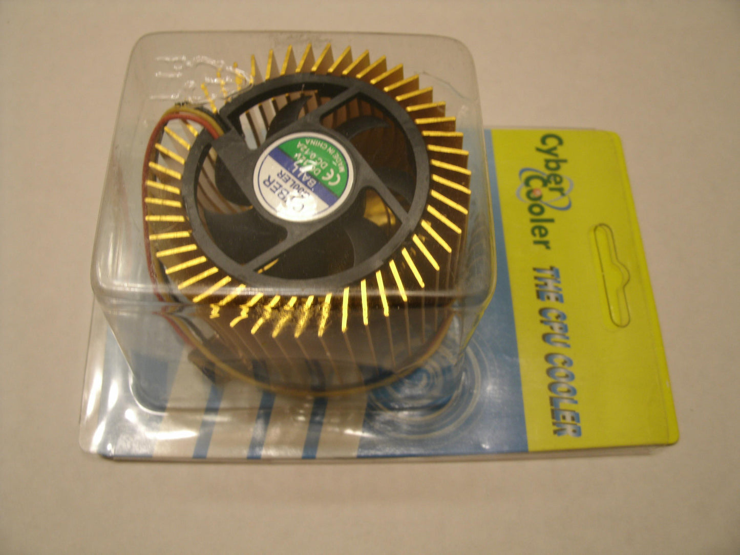 Cyber Cooler. P3, FC-PGA. Round Cooper Fins. New.