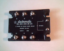 Carlo Gavazzi RS302240-25-24. New. (40)