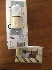 Wattstopper WS-200-I Passive Infrared Wall Switch. Ivory. ***